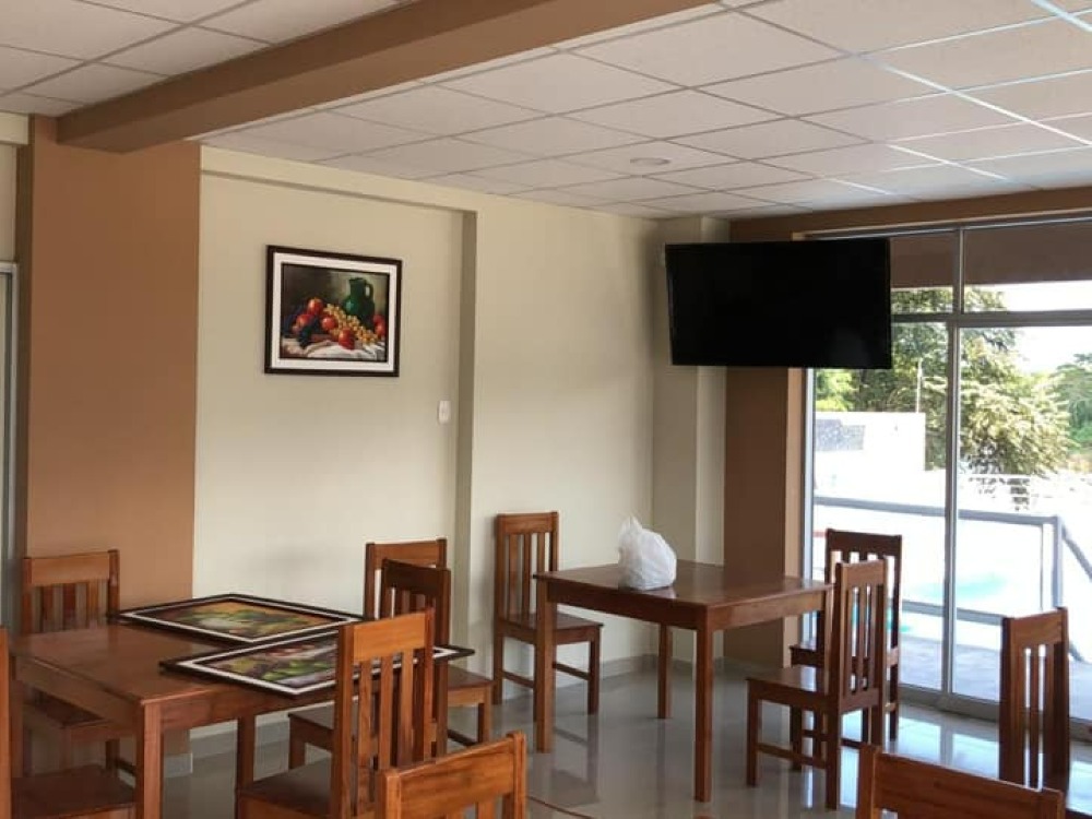 HOTEL TERRAZAS DEL CUMBAZA 